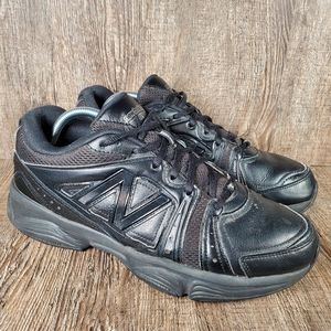 New Balance Shoes | New Balance 519 Men's Size 11 D Black Walking Shoes Sneakers Mx519bk | Color: Black | Size: 11 | Chiimaisnusnu's Closet